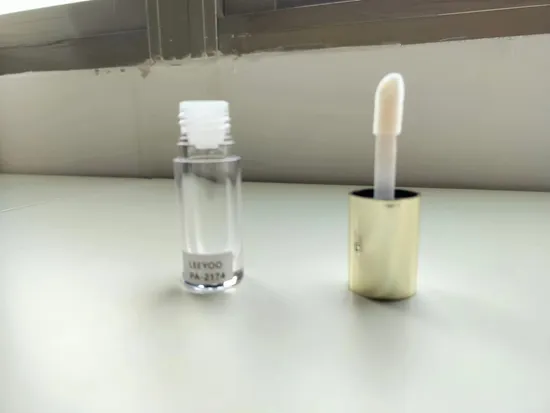 Newest 6g 6ml High Quality Customization Colored Big Blush Cosmetics Packaging Round Plastic Makeup Empty Fashion Luxury Tube with Big Blush Lipgloss Tube 